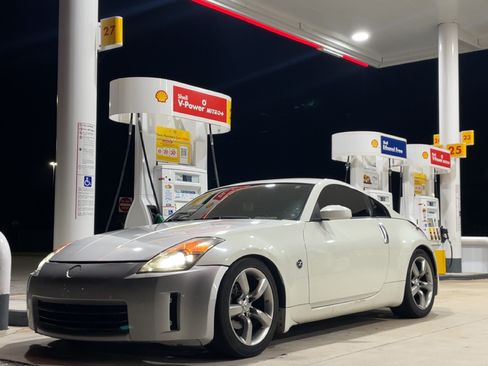 Used 2003 Nissan 350Z Touring image 3