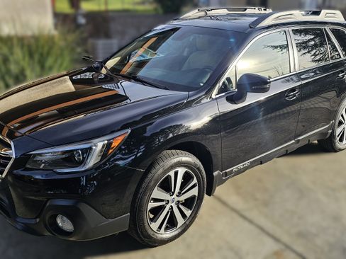 Used 2019 Subaru Outback 2.5i Limited w/ Popular Package #2 image 1