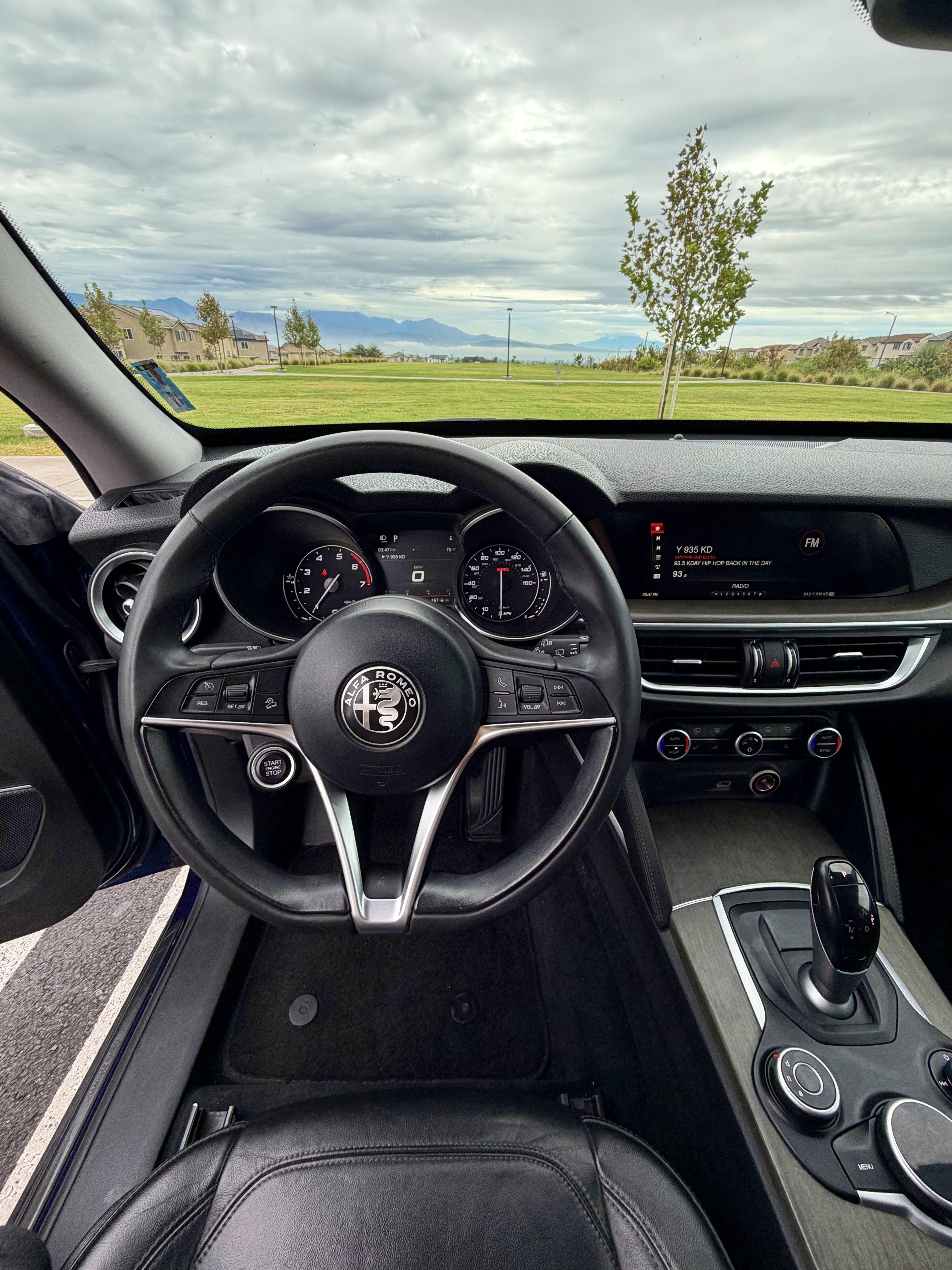 Used 2018 Alfa Romeo Stelvio Ti AWD/4WD image 14