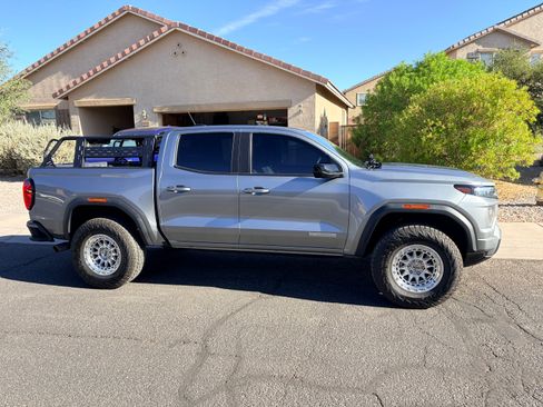 Used 2023 GMC Canyon Elevation w/ Elevation Premium Package RWD image 12