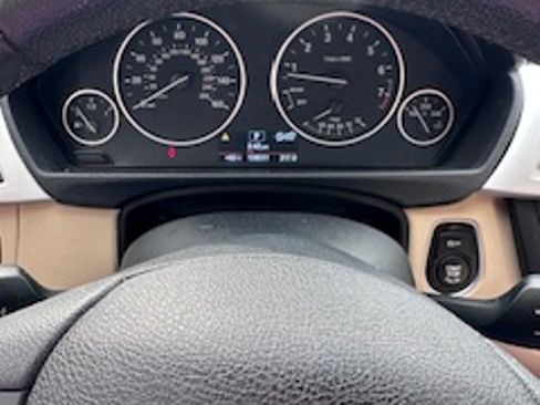 Used 2013 BMW 328i Sedan image 9