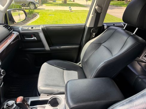 Used 2019 Toyota 4Runner Limited AWD/4WD image 15