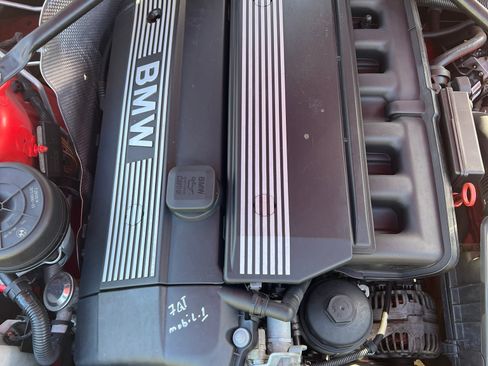 Used 2004 BMW Z4 2.5i image 23