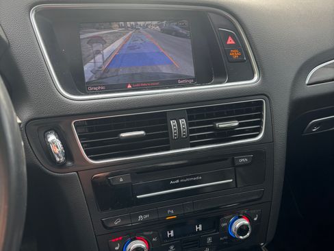 Used 2013 Audi Q5 2.0T Premium Plus w/ Premium Plus Pkg image 12