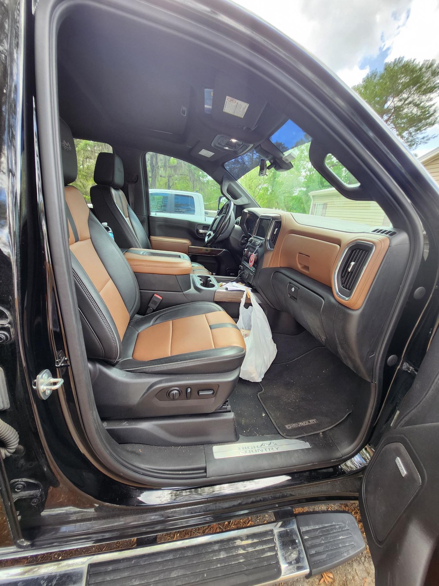 Used 2020 Chevrolet Silverado 3500 High Country w/ Z71 Off-Road Package AWD/4WD image 9