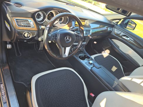 Used 2012 Mercedes-Benz CLS 550 image 10