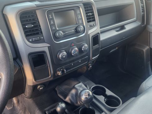 Used 2018 RAM 2500 Tradesman w/ Chrome Appearance Group image 14