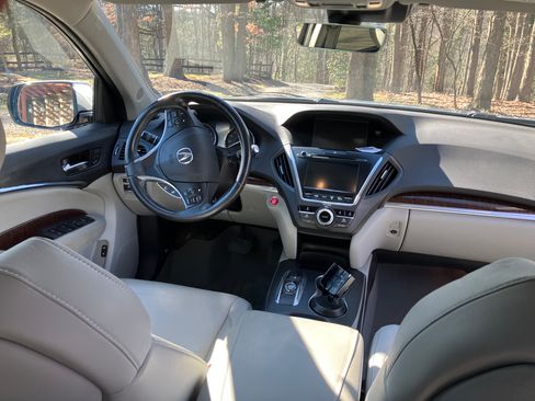 Used 2017 Acura MDX SH-AWD Sport Utility 4D image 6