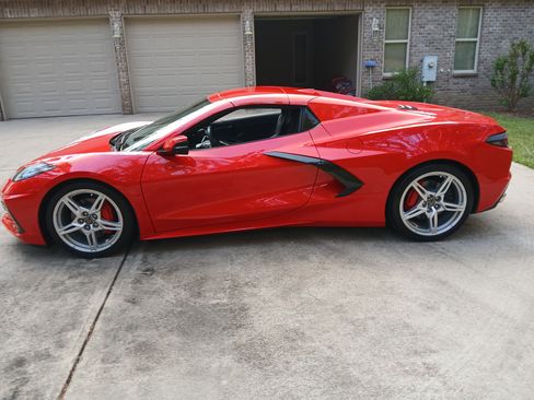 Used 2024 Chevrolet Corvette Stingray Preferred Conv w/ Stealth Interior Trim Package image 8