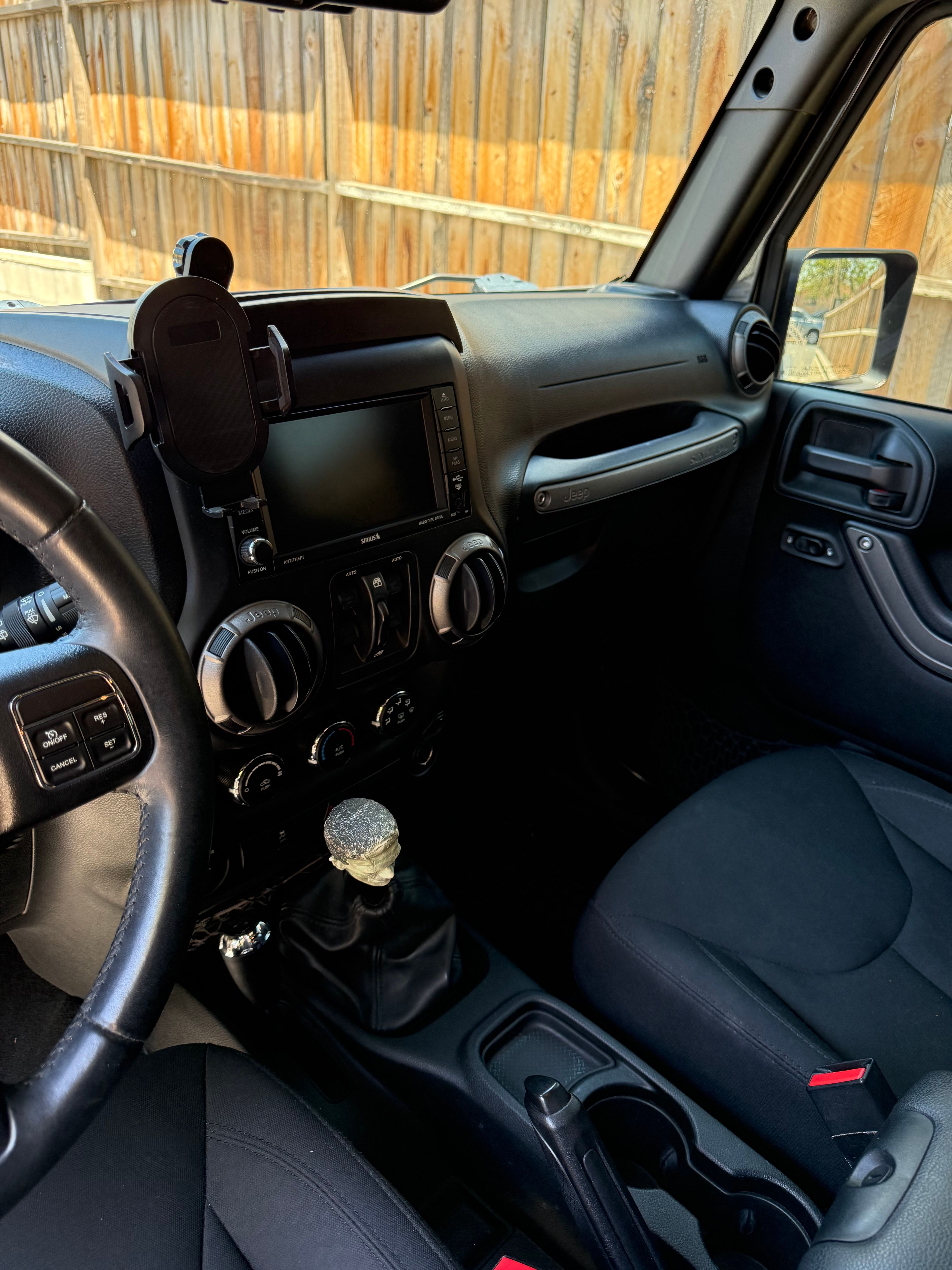Used 2016 Jeep Wrangler Unlimited Sport w/ Quick Order Package 23S AWD/4WD image 8