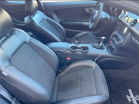 Used 2018 Ford Mustang Shelby GT350 w/ Convenience Package image 6