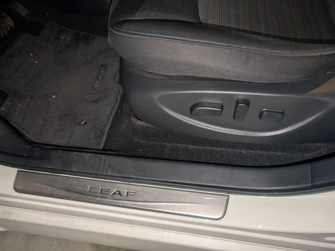 Used 2023 Nissan Leaf SV Plus image 14