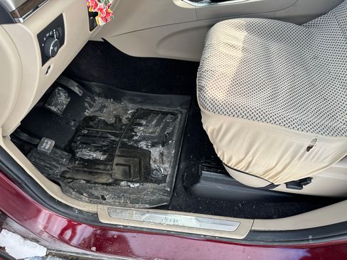 Used 2016 Jeep Grand Cherokee Limited image 25