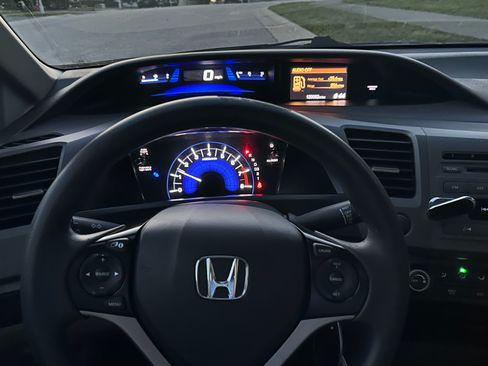 Used 2012 Honda Civic LX image 17