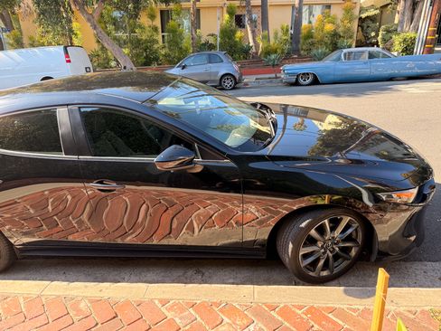 Used 2022 MAZDA MAZDA3 s image 6