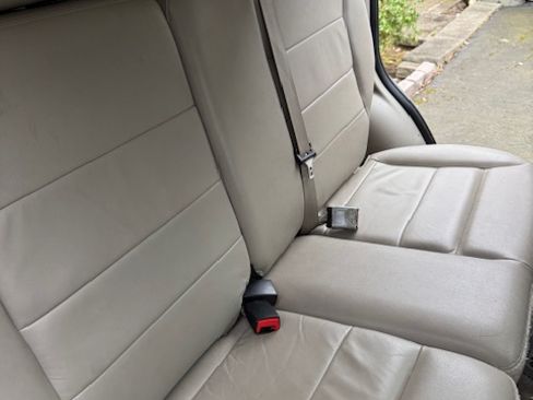 Used 2010 Ford Escape Limited image 10