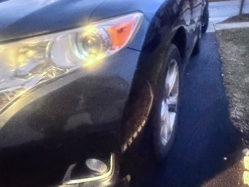 Used 2013 Toyota Venza XLE image 17