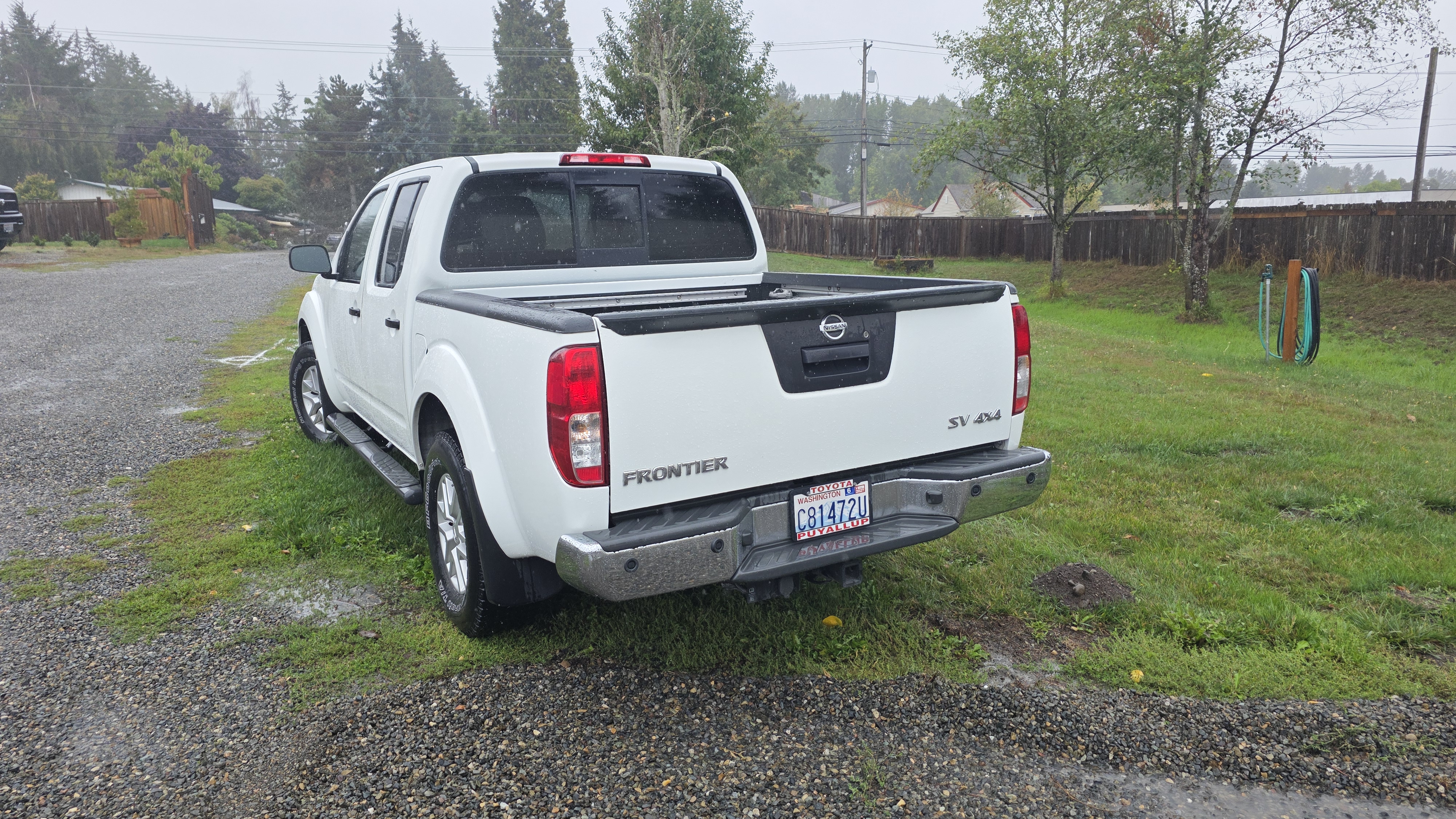 Used 2014 Nissan Frontier SV w/ SV Value Truck Package AWD/4WD image 5