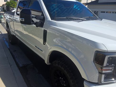 Used 2022 Ford F350 Lariat w/ Tremor Off-Road Package image 15