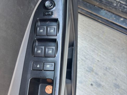 Used 2016 Chevrolet Colorado LT w/ Luxury Package, Chrome image 16