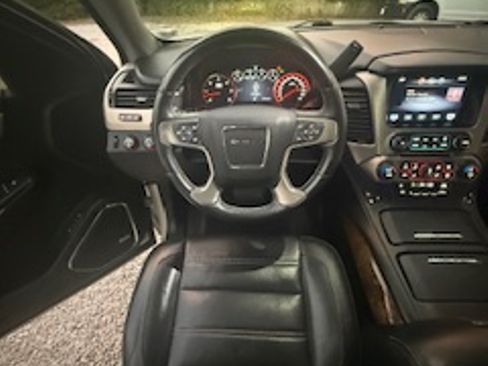 Used 2015 GMC Yukon Denali w/ Touring Package image 15