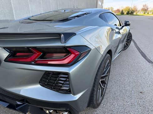 Used 2022 Chevrolet Corvette Stingray Preferred Cpe w/ Z51 Performance Package RWD image 9