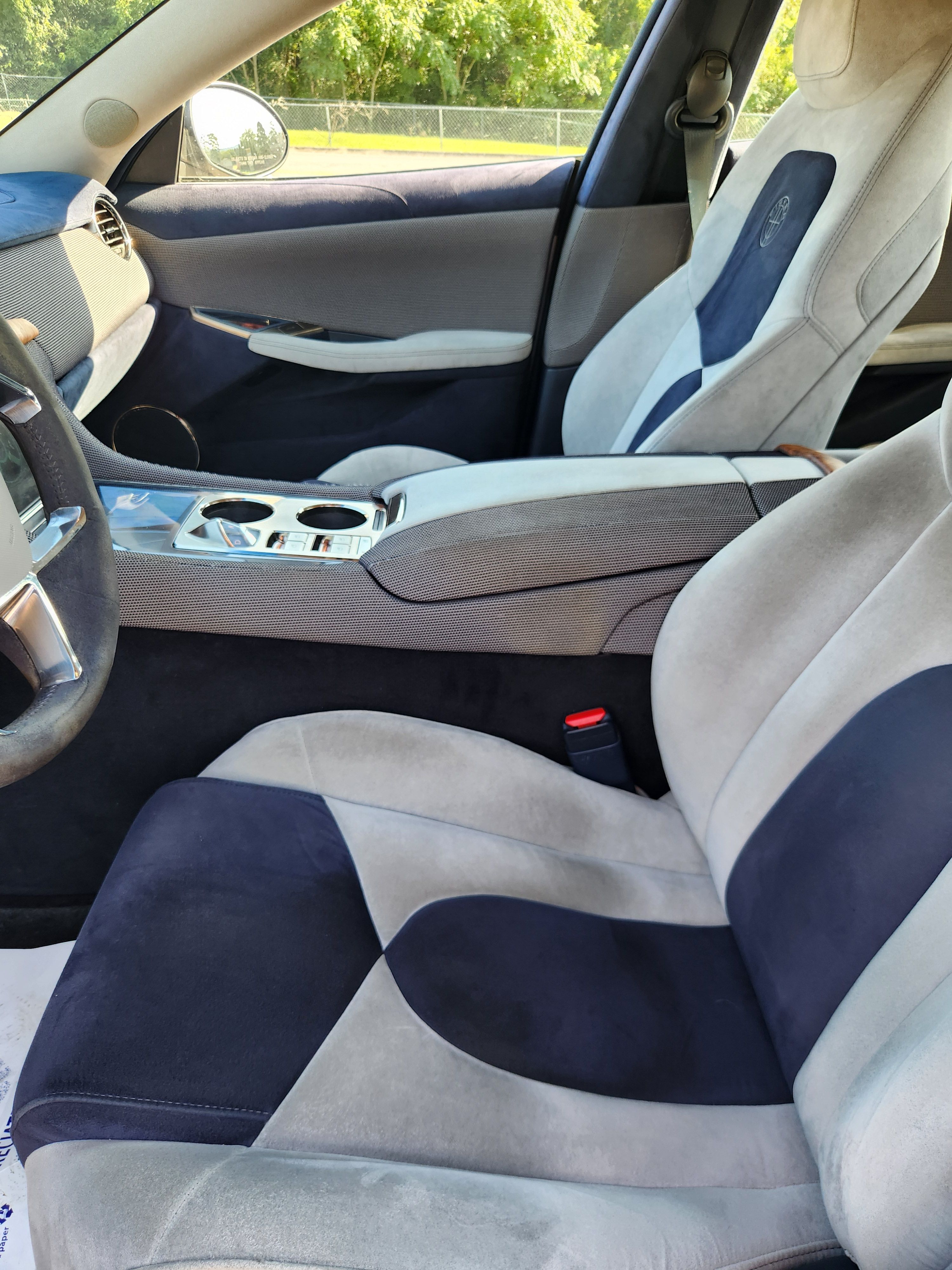 Used 2012 Fisker Karma EcoChic RWD image 11