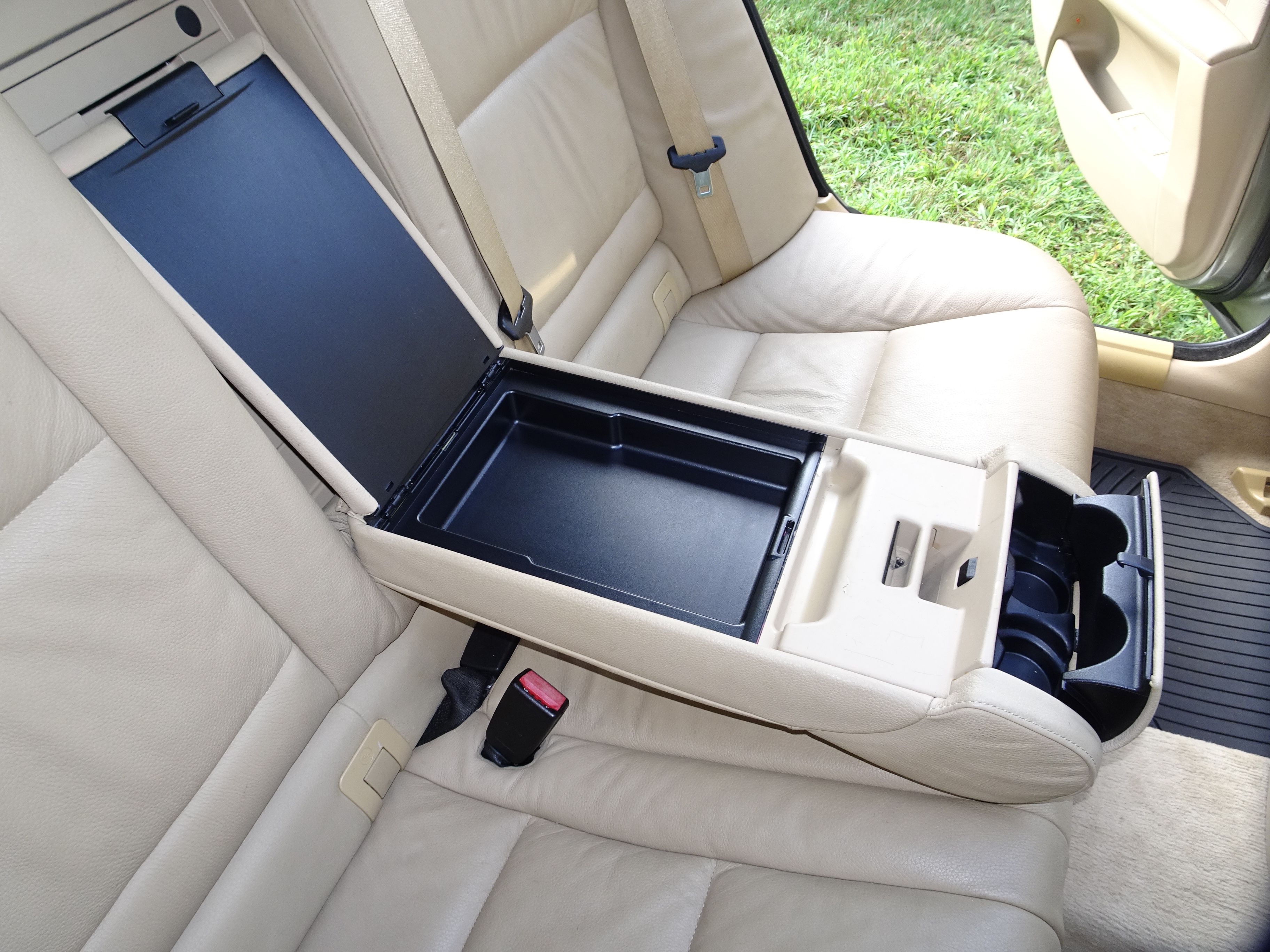 Used 2007 BMW 530xi Wagon AWD/4WD image 28