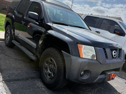 Used 2008 Nissan Xterra X image 2