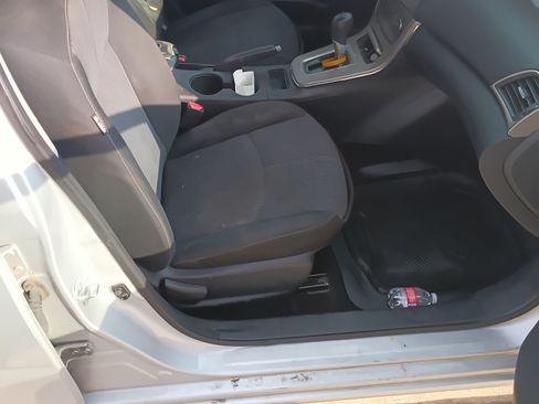 Used 2014 Nissan Sentra SV image 9