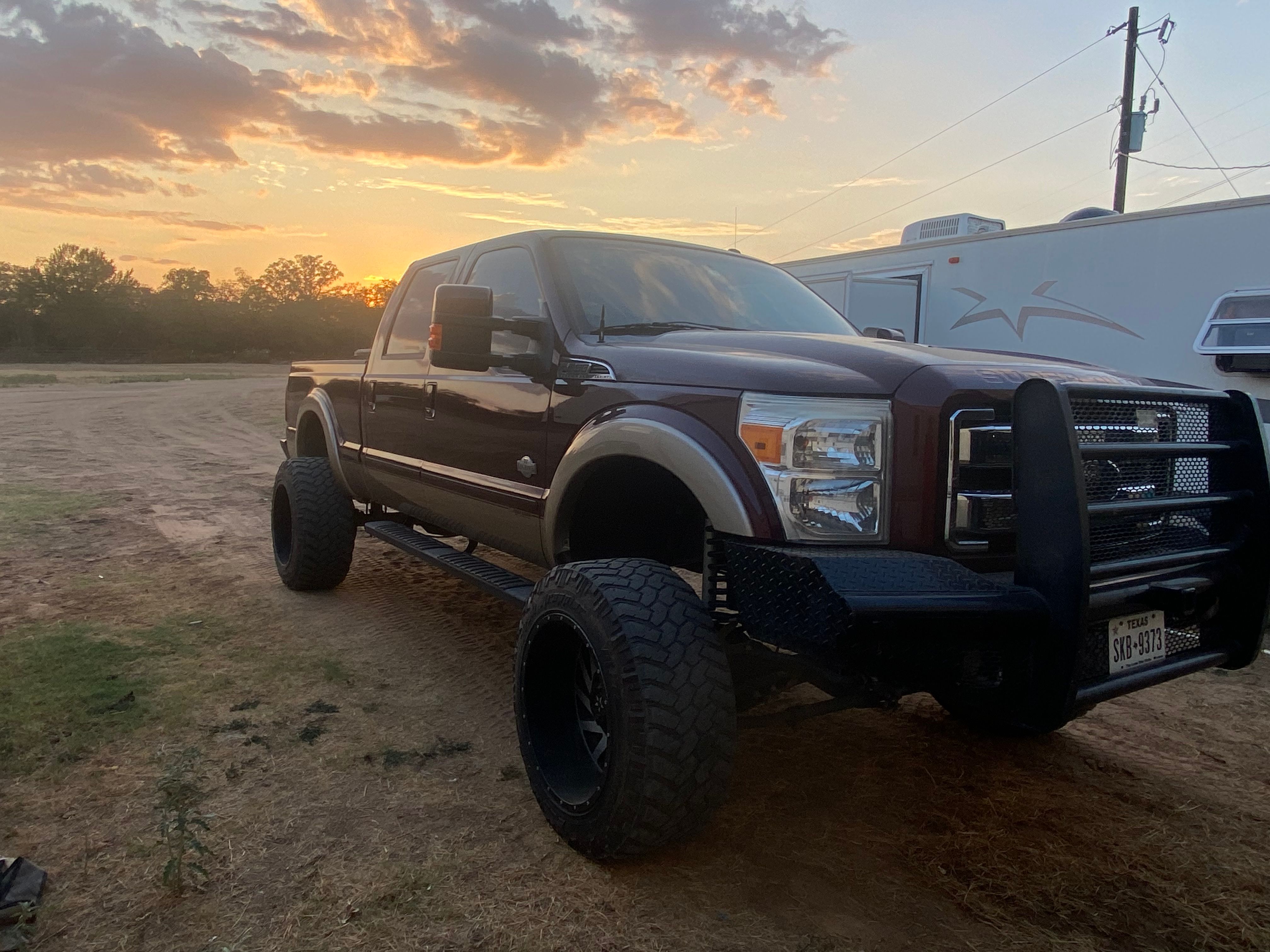 Used 2011 Ford F250 King Ranch w/ Camper Pkg AWD/4WD image 6