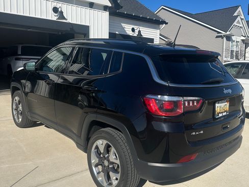 Used 2020 Jeep Compass Limited image 2