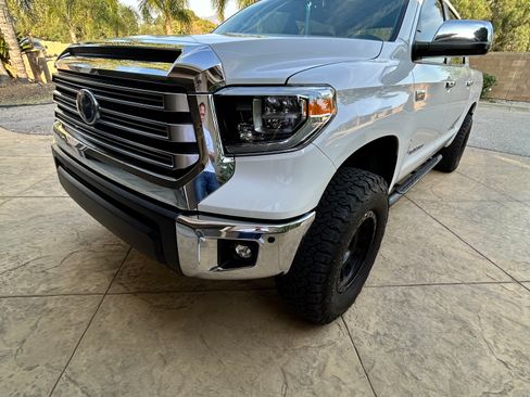 Used 2018 Toyota Tundra Limited w/ Limited Premium Package image 2