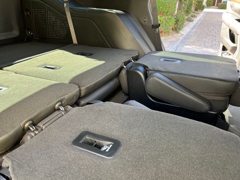 Used 2023 Chevrolet Tahoe High Country w/ Advanced Technology Package image 14