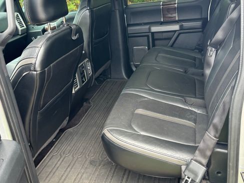 Used 2016 Ford F150 Platinum w/ Equipment Group 701A Luxury AWD/4WD image 5