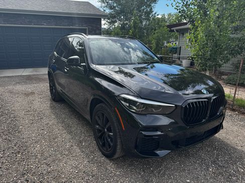 Used 2022 BMW X5 xDrive45e w/ M Sport Package AWD/4WD image 4