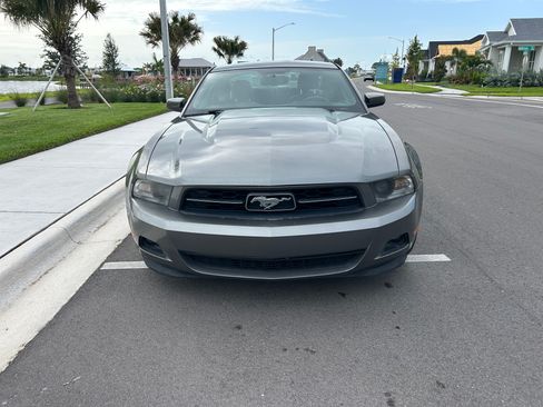 Used 2011 Ford Mustang Premium w/ 202A Rapid Spec Order Code RWD image 2