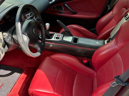 Used 2001 Honda S2000 image 11