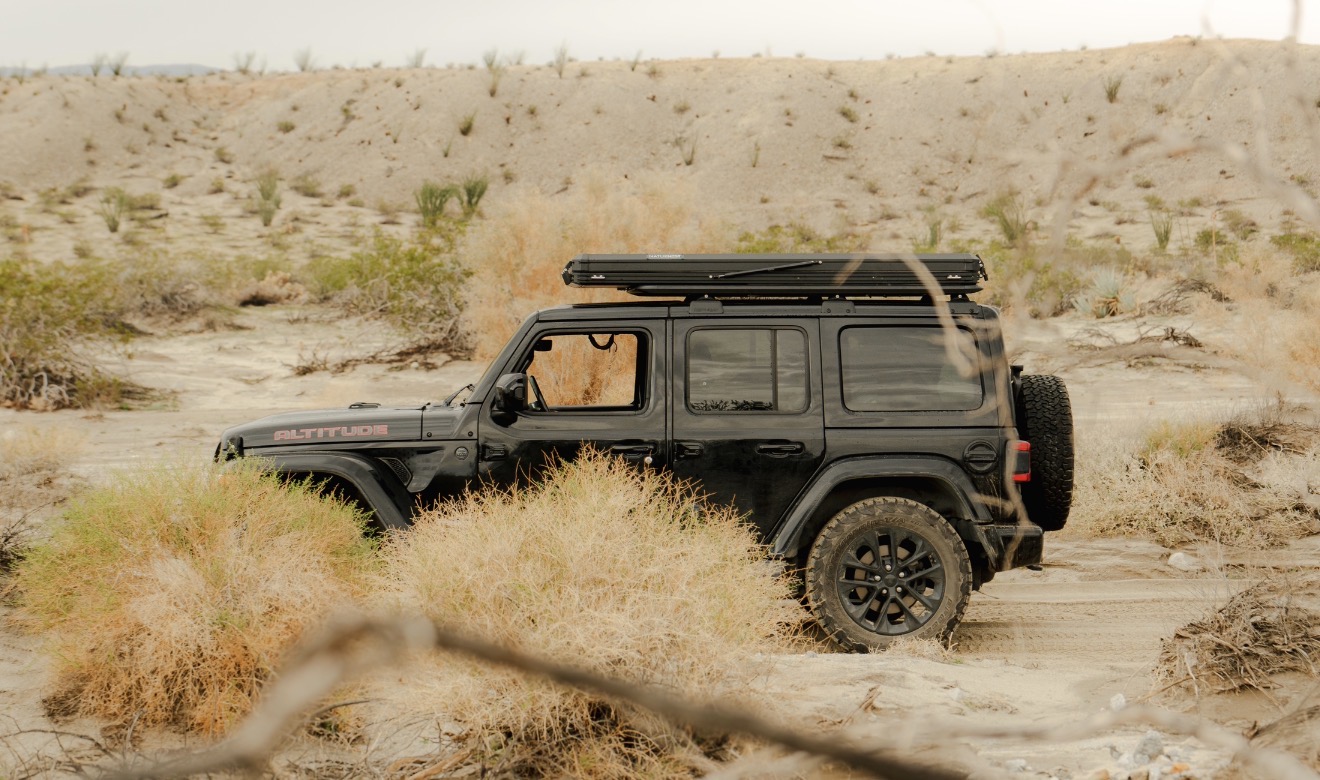 Used 2020 Jeep Wrangler Unlimited Sahara AWD/4WD image 4