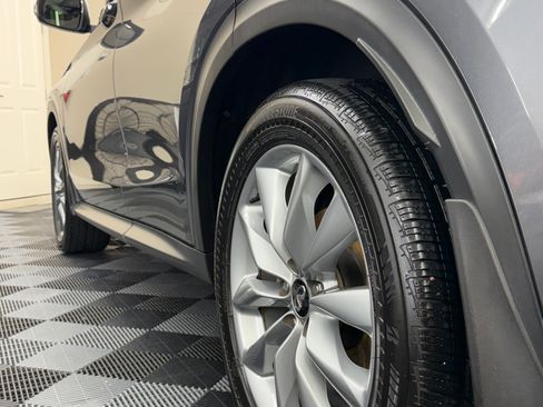 Used 2021 INFINITI QX50 Luxe FWD image 2