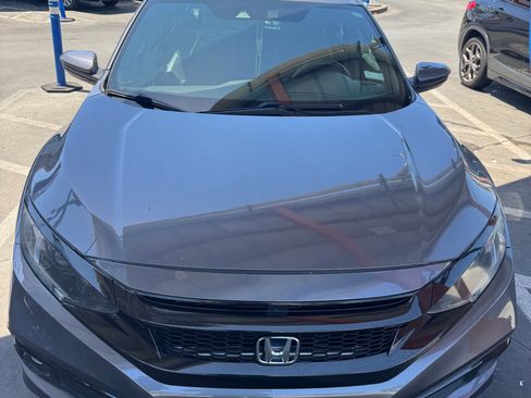 Used 2020 Honda Civic Sport image 2