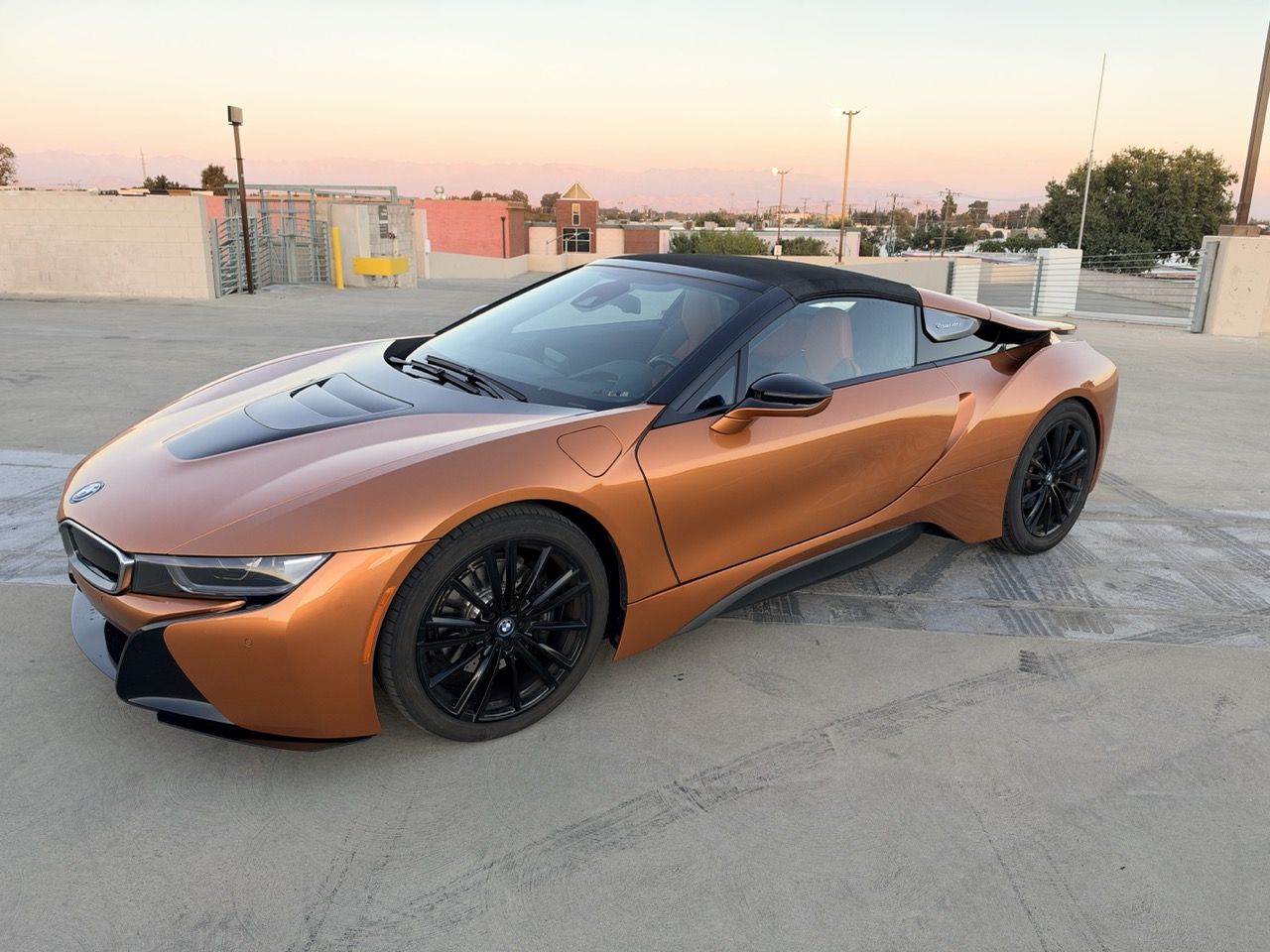 Used 2019 BMW i8 Roadster AWD/4WD image 12