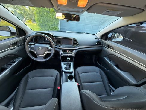 Used 2018 Hyundai Elantra SEL FWD image 6