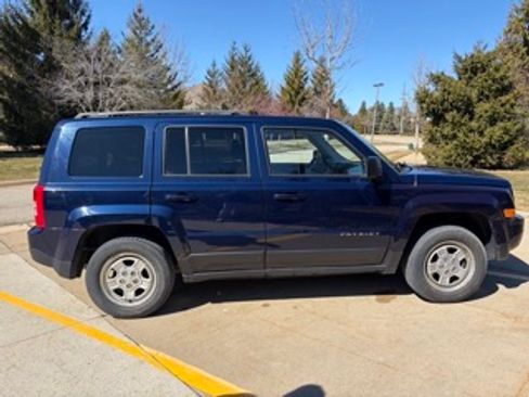 Used 2016 Jeep Patriot Sport w/ Power Value Group image 10
