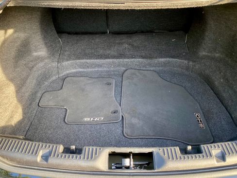 Used 2018 Ford Taurus SHO AWD/4WD image 16