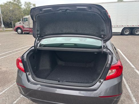 Used 2019 Honda Accord LX image 11