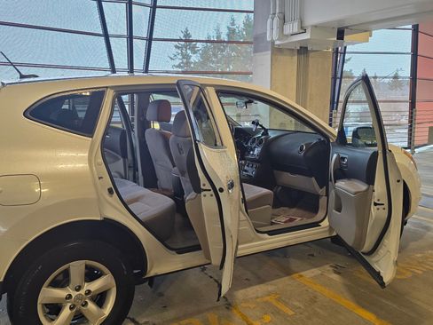 Used 2012 Nissan Rogue S w/ Special Edition Pkg image 6