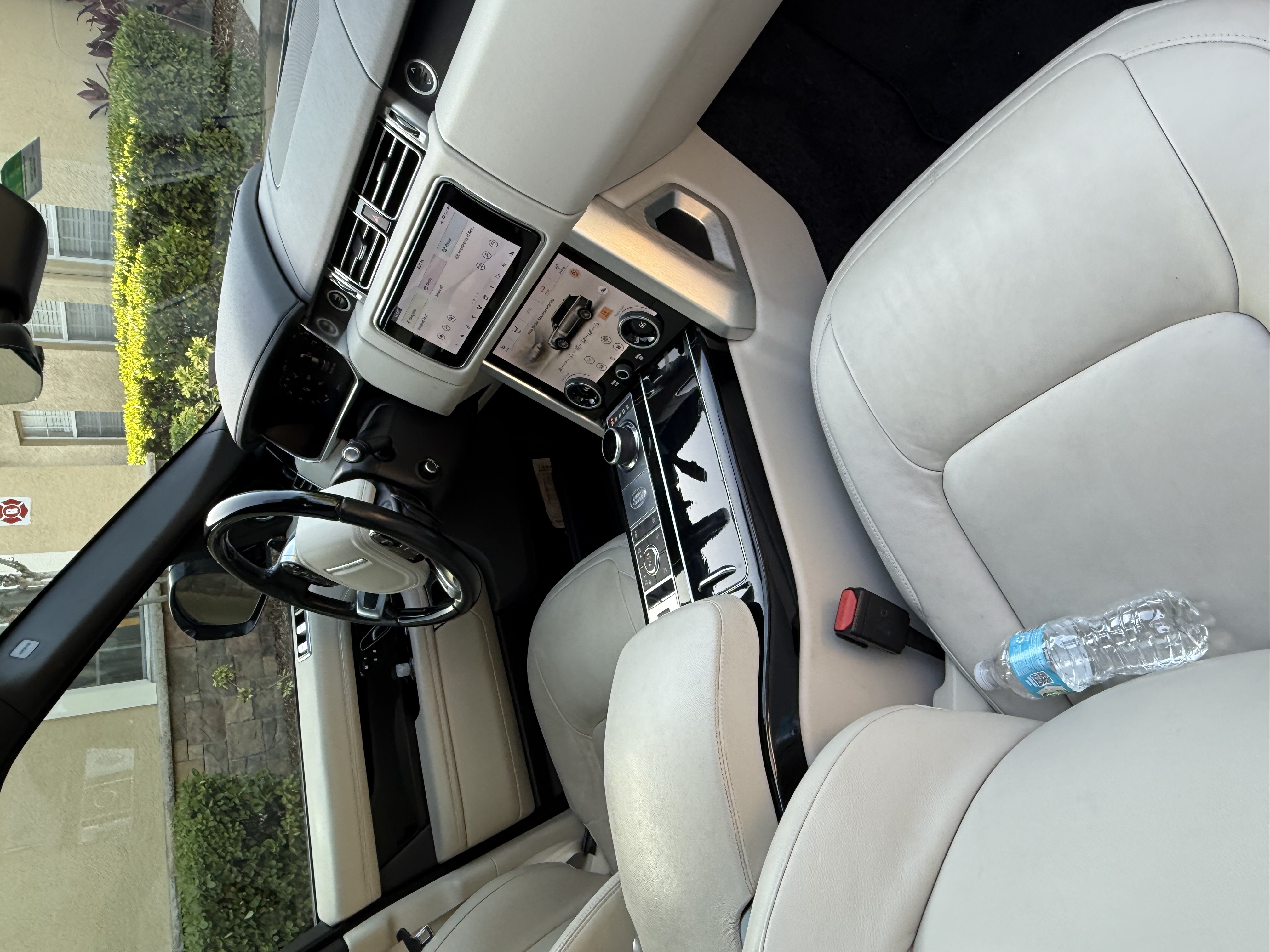 Used 2021 Land Rover Range Rover AWD/4WD image 13