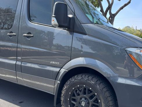 Used 2016 Mercedes-Benz Sprinter 2500 image 5