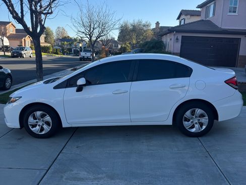 Used 2013 Honda Civic LX image 4